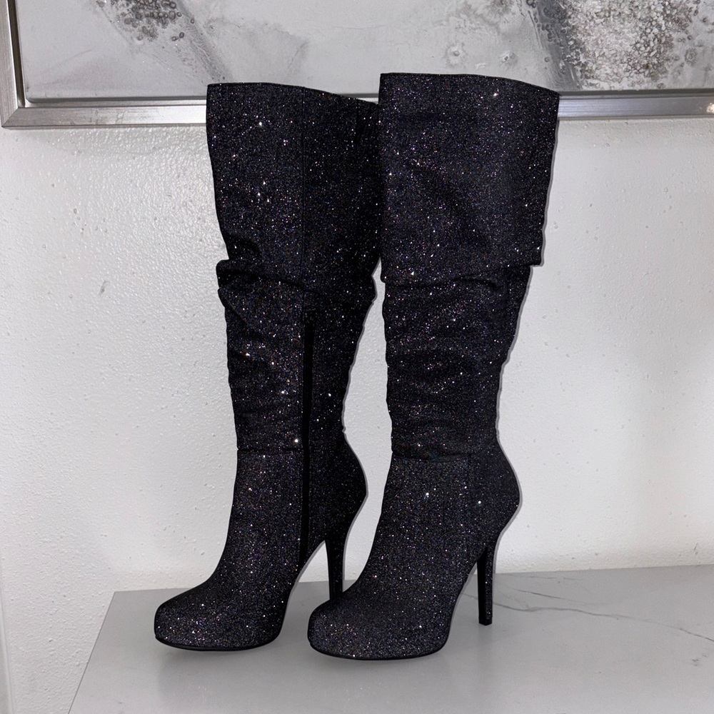 Elegant Black Glitter Women's Boots